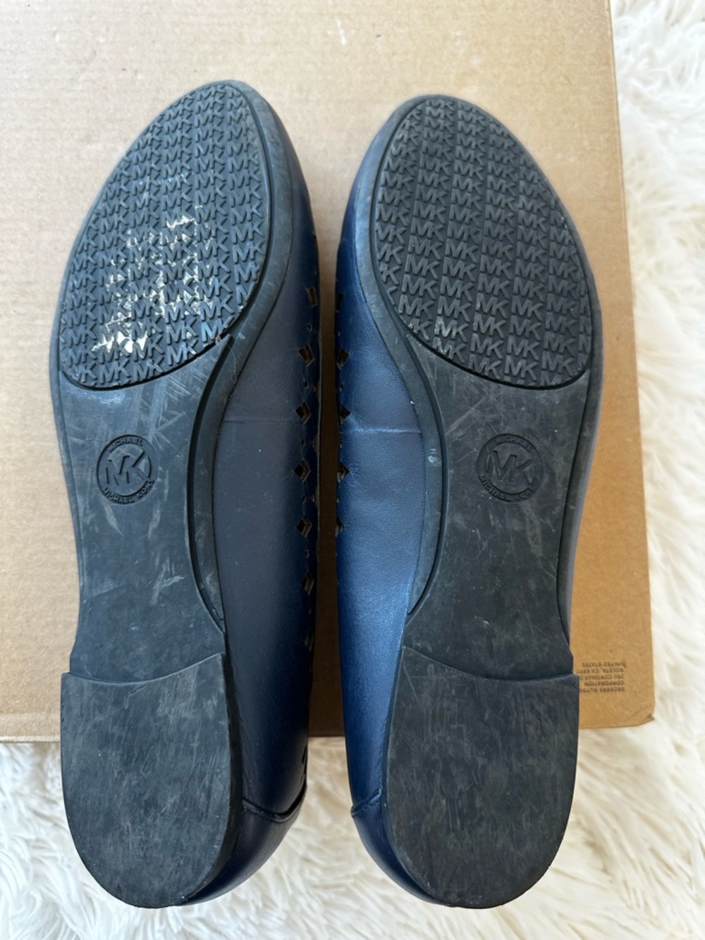 Michael Kors Sunny Navy Leather Ballet Flats Laser Cut Women’s Size 7.5 Shoes - Picture 8 of 9